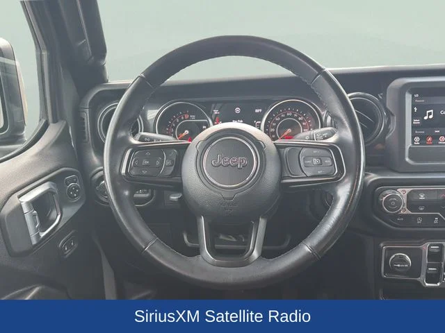 Used 2022 Gray Jeep Altitude image 10