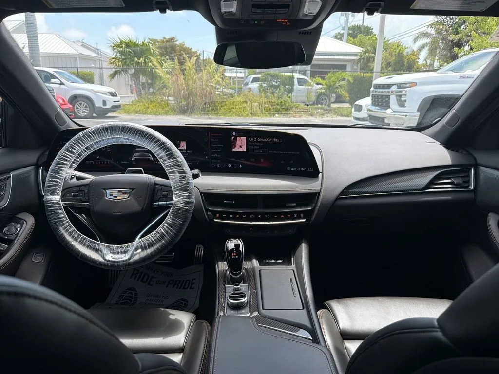 Used 2026 Black Raven Cadillac V-Series image 10