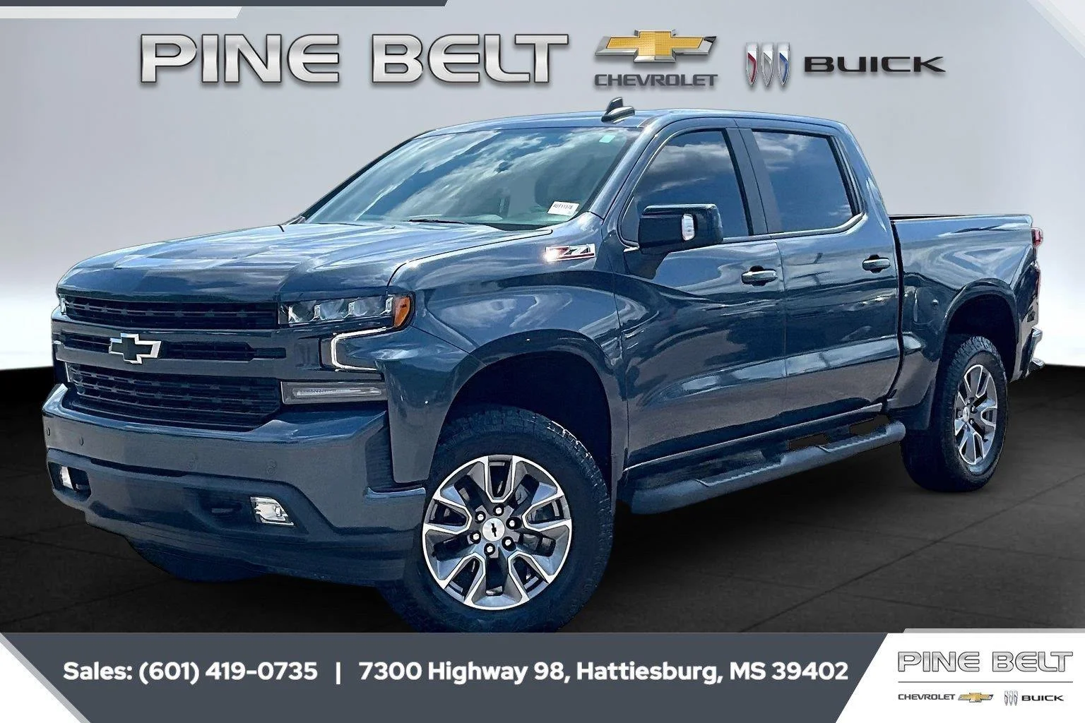 Used 2022 Shadow Gray Metallic Chevrolet RST image 11