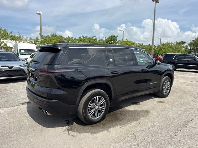 2024 Chevrolet Traverse LS - Photo 10