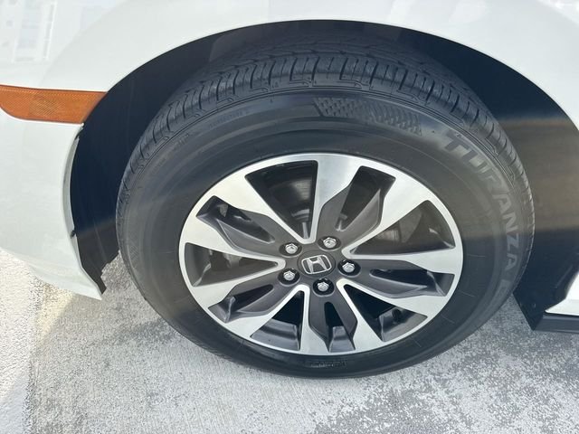 Used 2023  Honda EX-L image 10