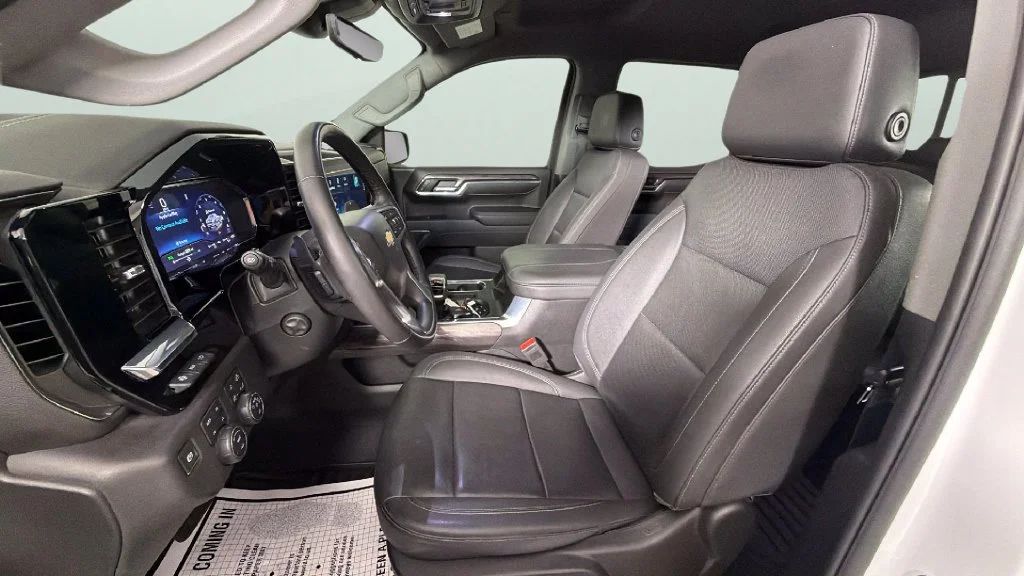 2024 Chevrolet Silverado 1500 LTZ - Photo 18