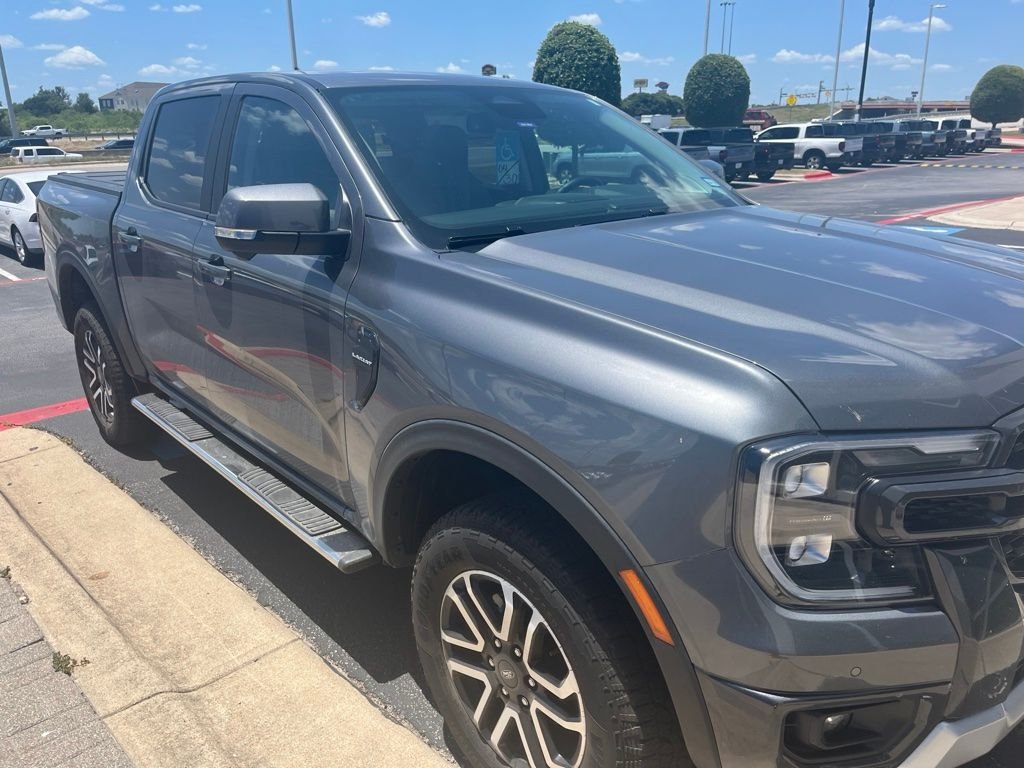Used 2025 Gray Metallic Ford Lariat image 3