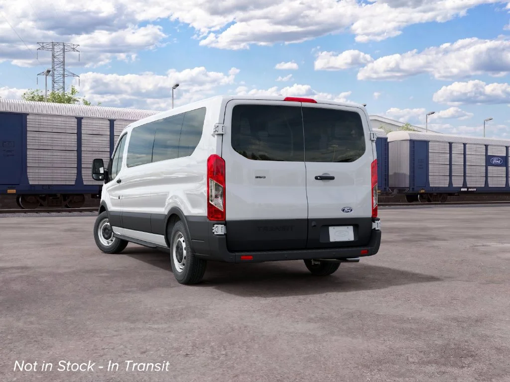 New 2027 Oxford White Ford XL image 9