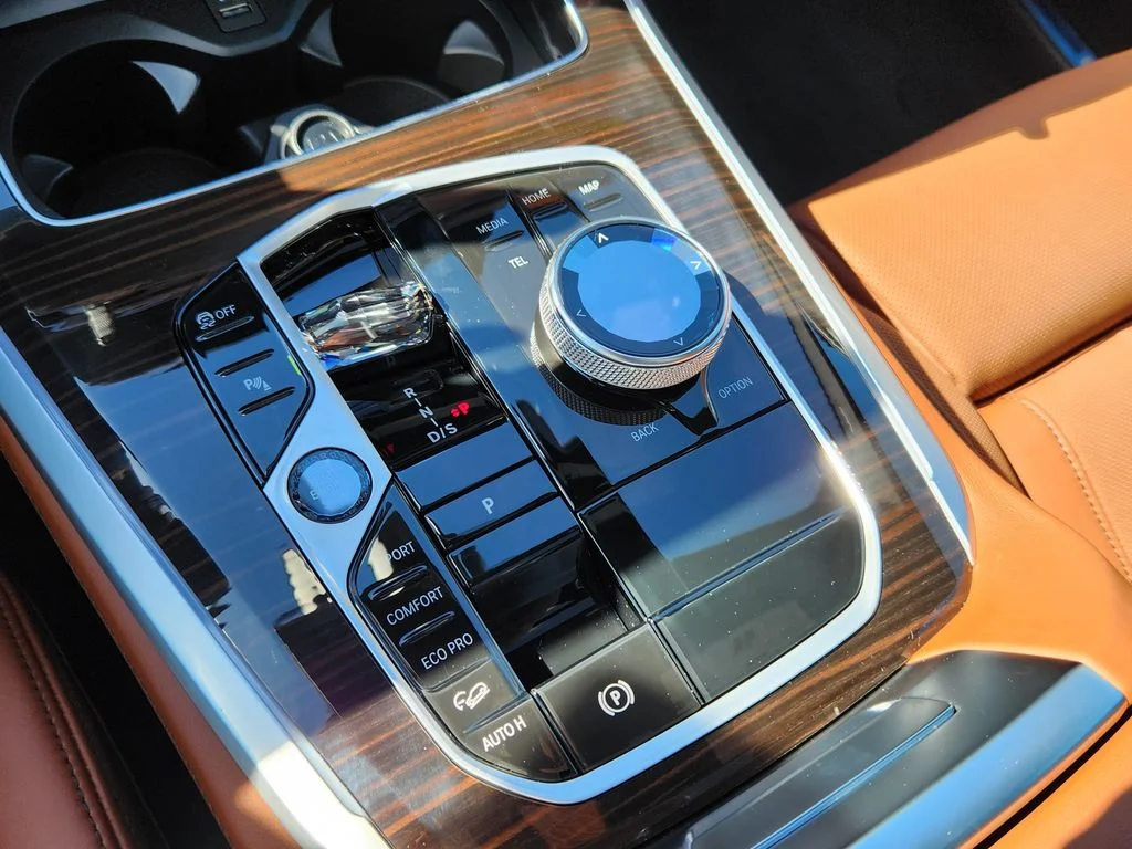New 2026 Black Sapphire Metallic BMW xDrive40i image 18