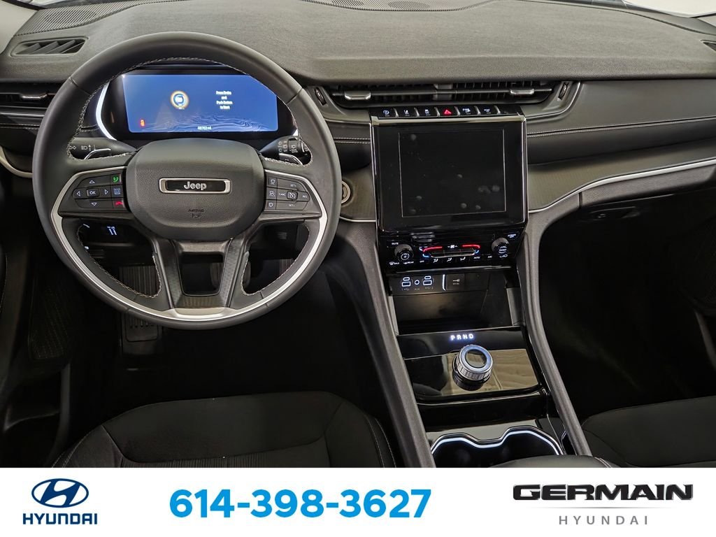 Used 2023 Black Jeep Laredo image 17