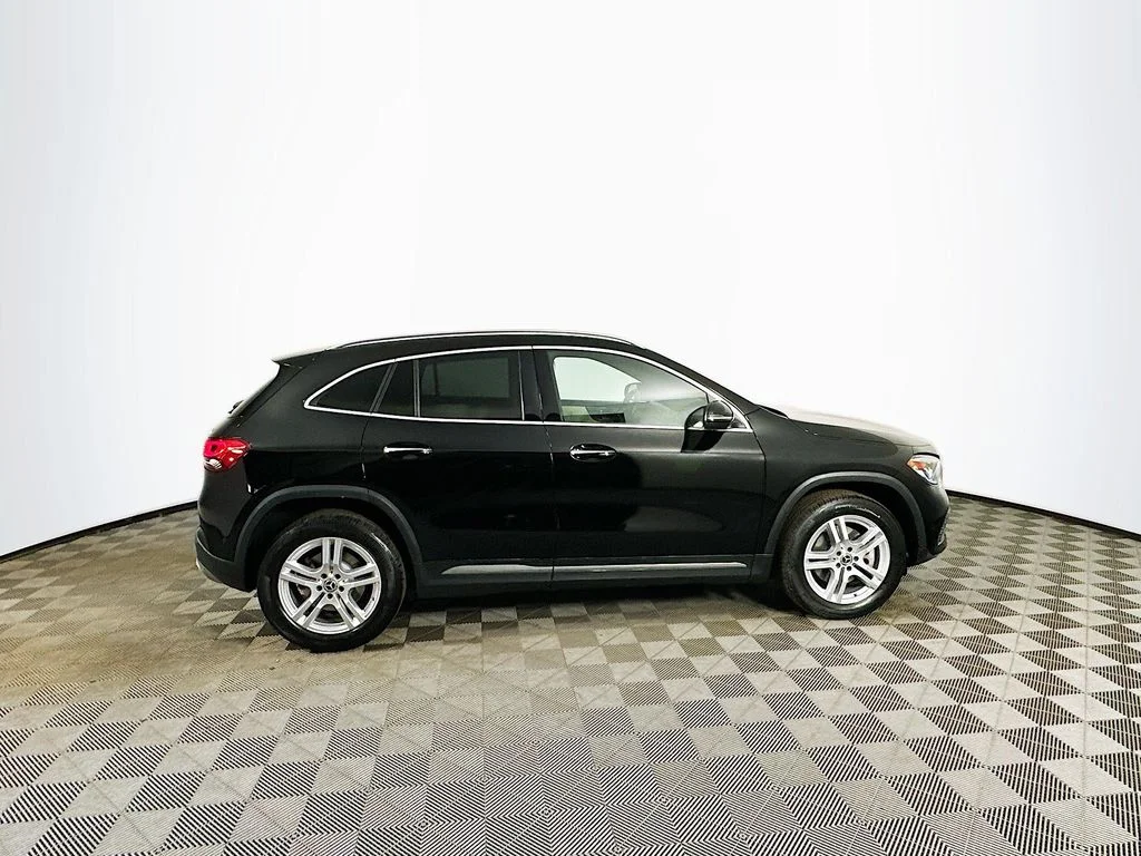 Used 2023 Black Mercedes-Benz GLA 250 image 7