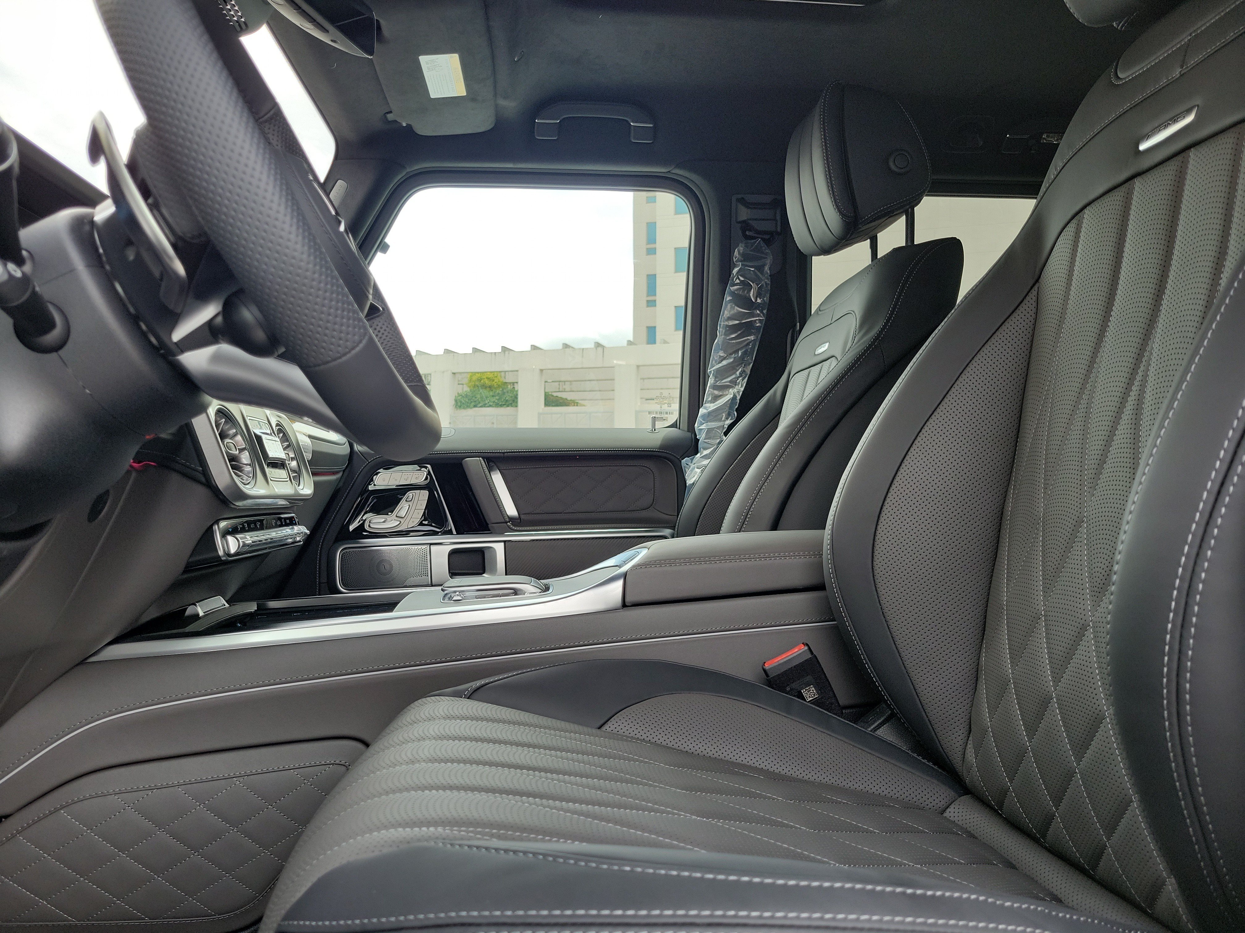 New 2027 MANUFAKTUR Dark Blue Non-Metallic Mercedes-Benz AMG® G 63 SUV image 53