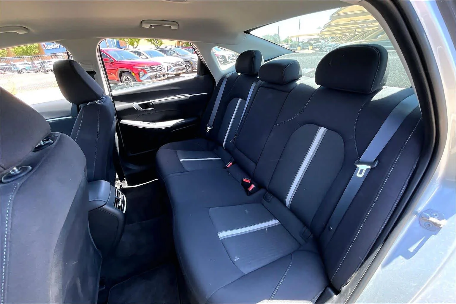 Used 2024 Aero Silver Hyundai SEL image 21