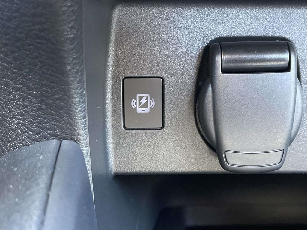 New 2025 Gray Nissan 1.6 SV image 27