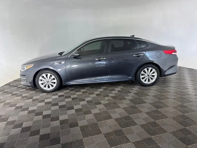 Used 2017 Gray Kia LX image 11