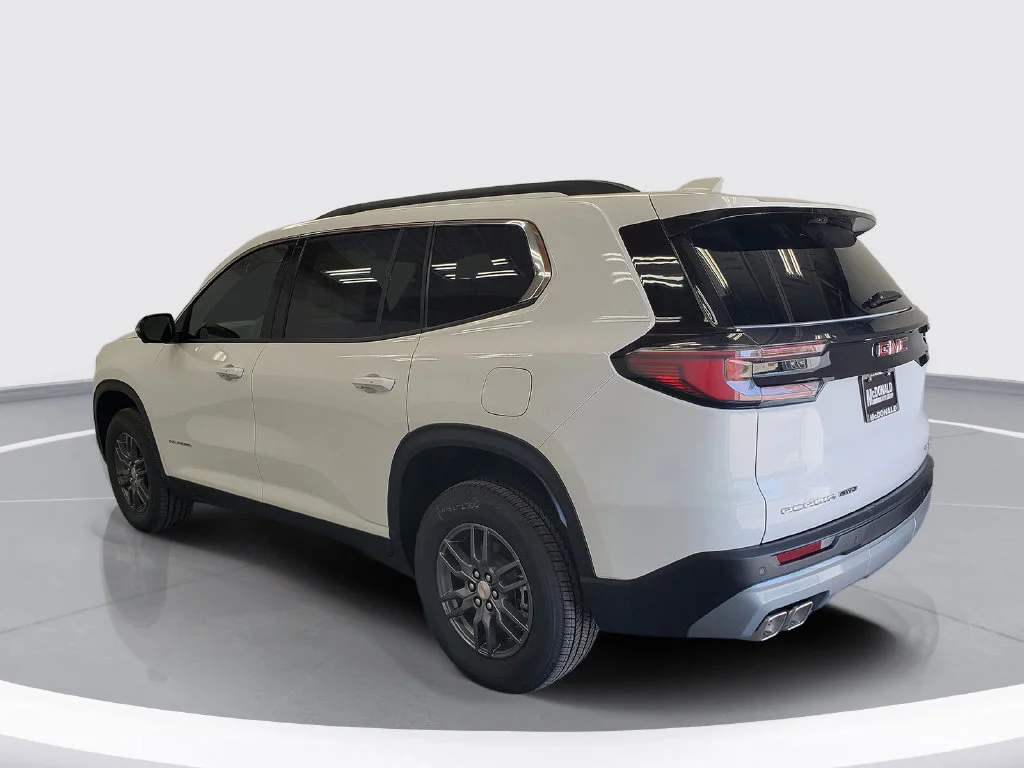 New 2026 Summit White GMC Elevation image 4