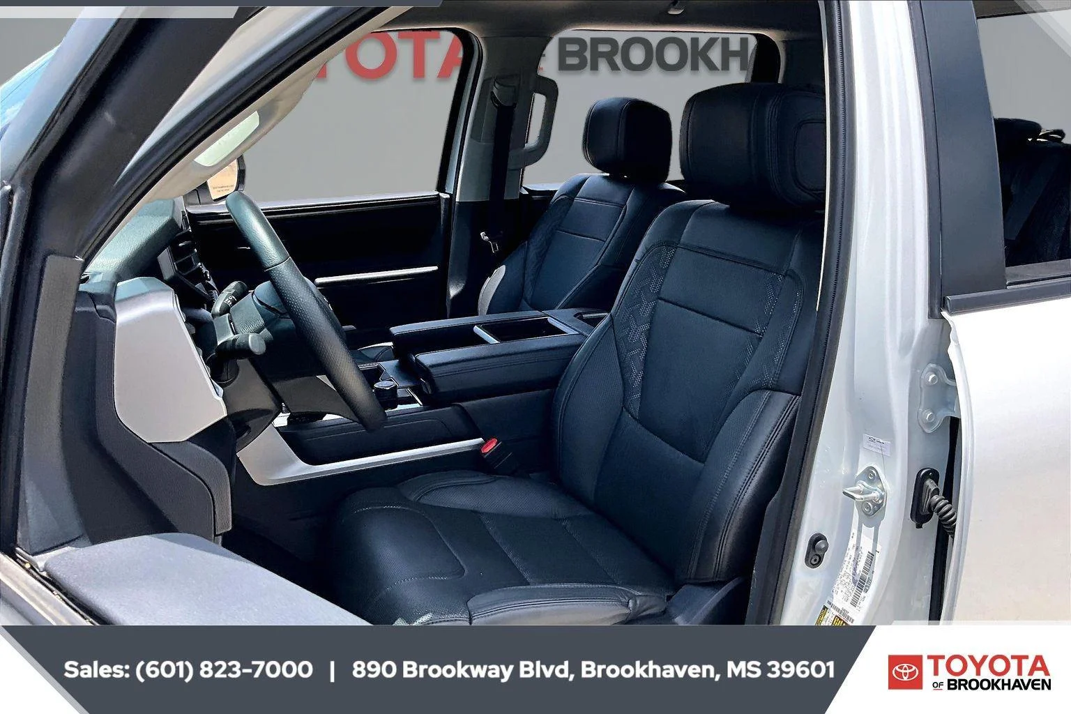 Used 2024 Ice Cap Toyota SR5 image 18