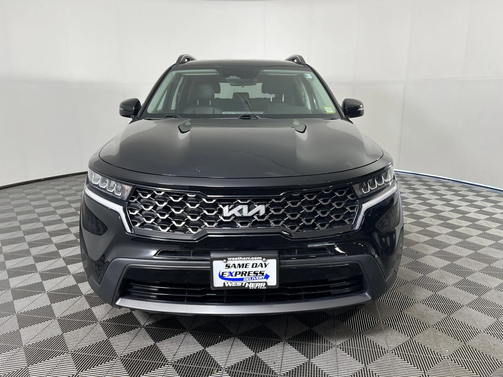 Used 2022 Ebony Black Kia X-Line S image 8