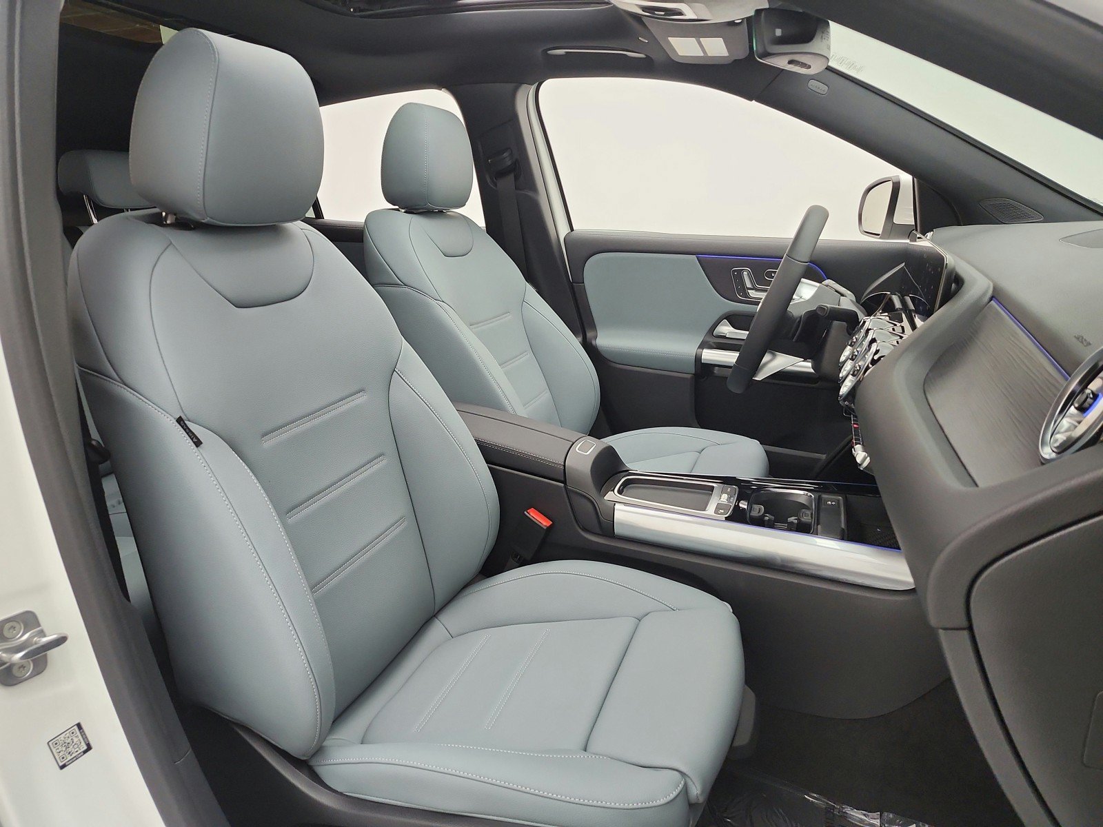 New 2026 Polar White Mercedes-Benz GLA 250 SUV image 29