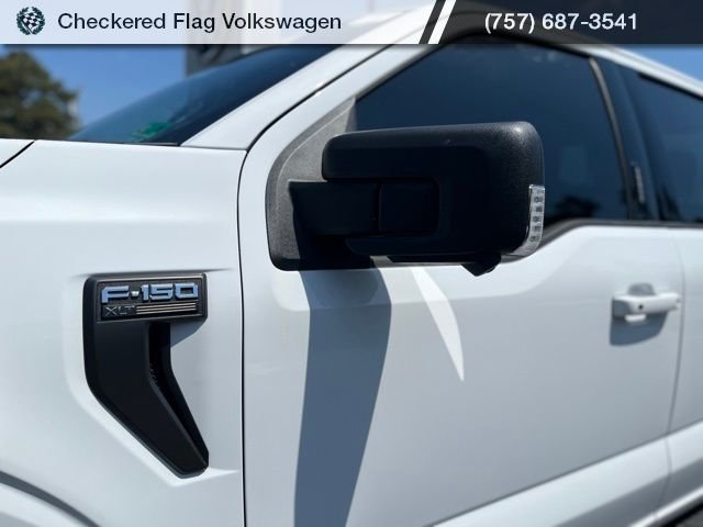 Used 2023 Oxford White Ford XLT image 2