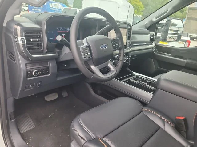 New 2025 White Metallic Ford Lariat image 19