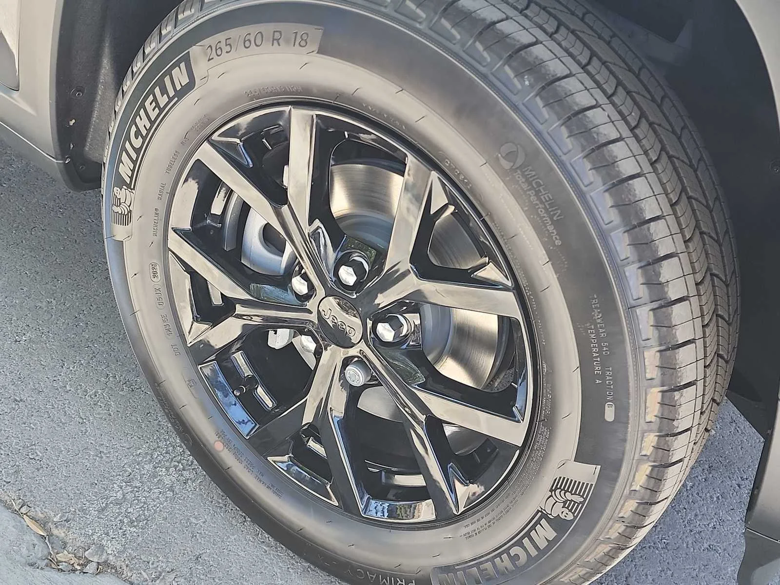 New 2026 Baltic Gray Metallic Clearcoat Jeep Laredo Altitude image 12