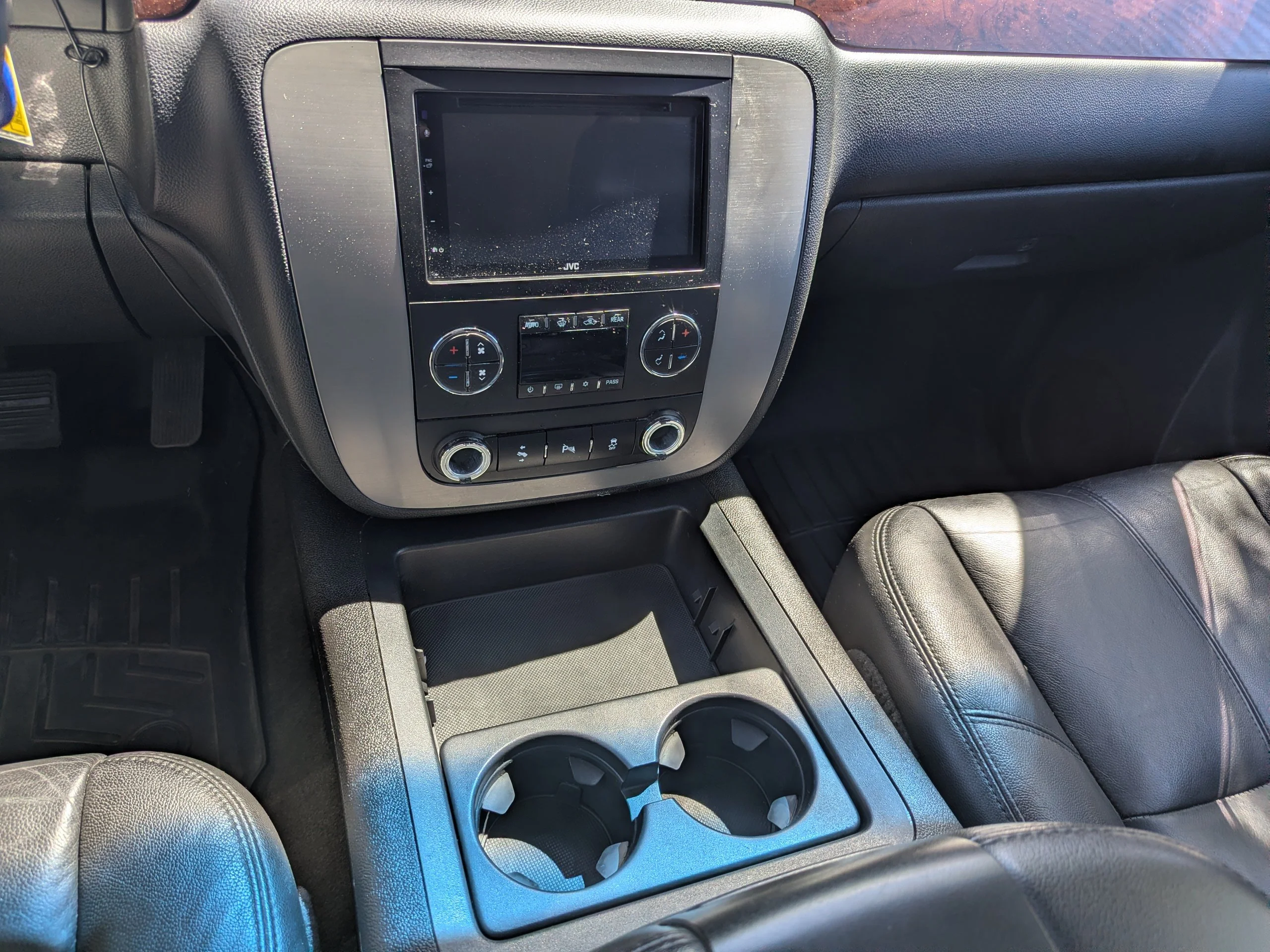 Used 2014 White Diamond Tricoat GMC SLT image 23