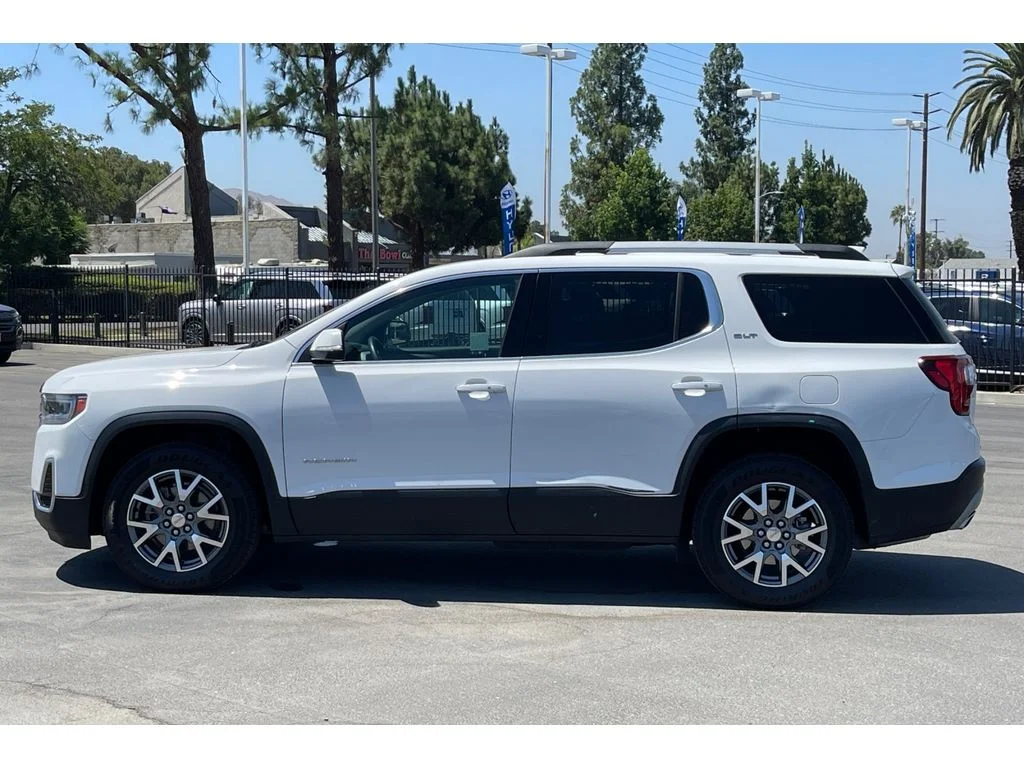 Used 2023 Summit White GMC SLT image 3