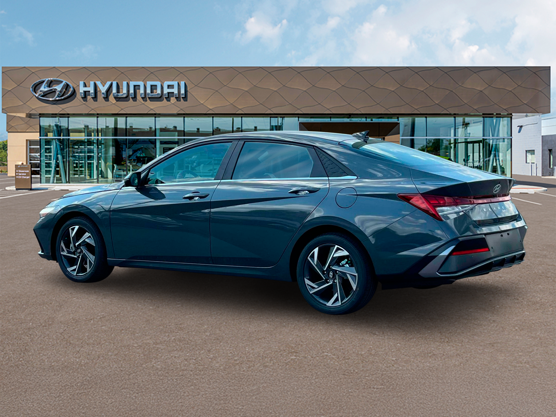 2025 Hyundai Elantra Limited - Photo 4