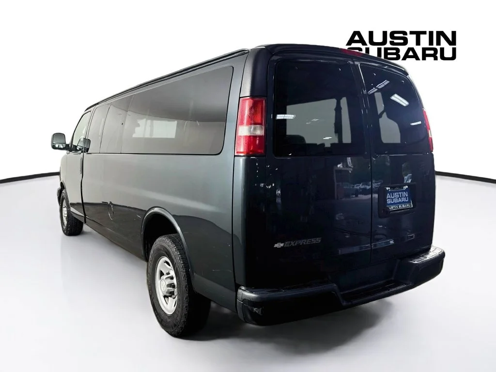 Used 2017 Gray Chevrolet LS image 5