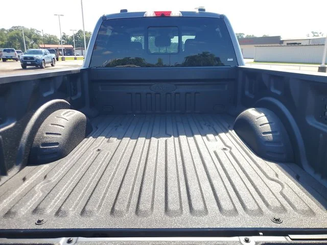 2026 Ford F-250 Super Duty XLT - Photo 6