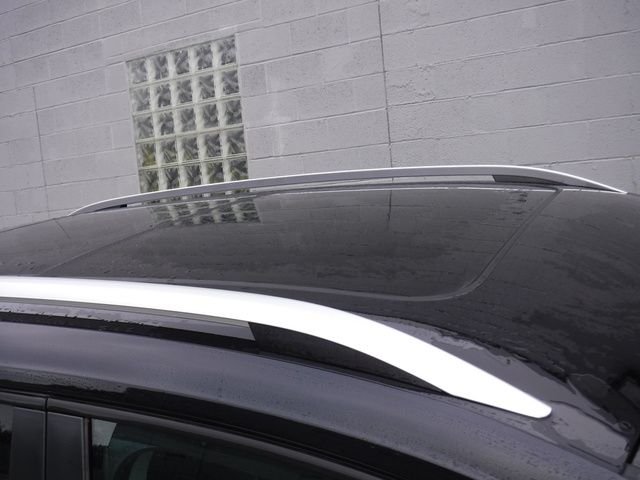 Certified Used 2025 Black Volkswagen 1.5T SE image 3