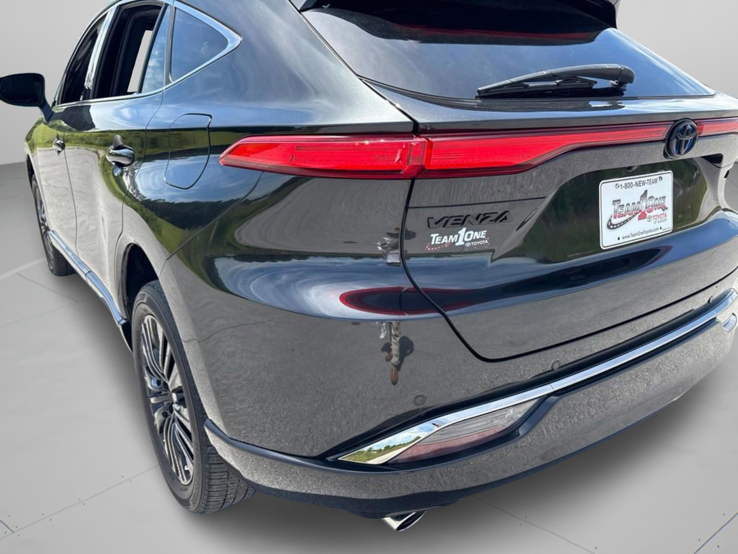 2024 Toyota Venza Nightshade - Photo 39