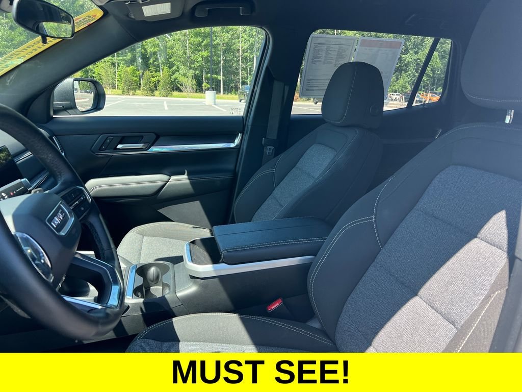 Used 2026 White GMC Elevation image 3