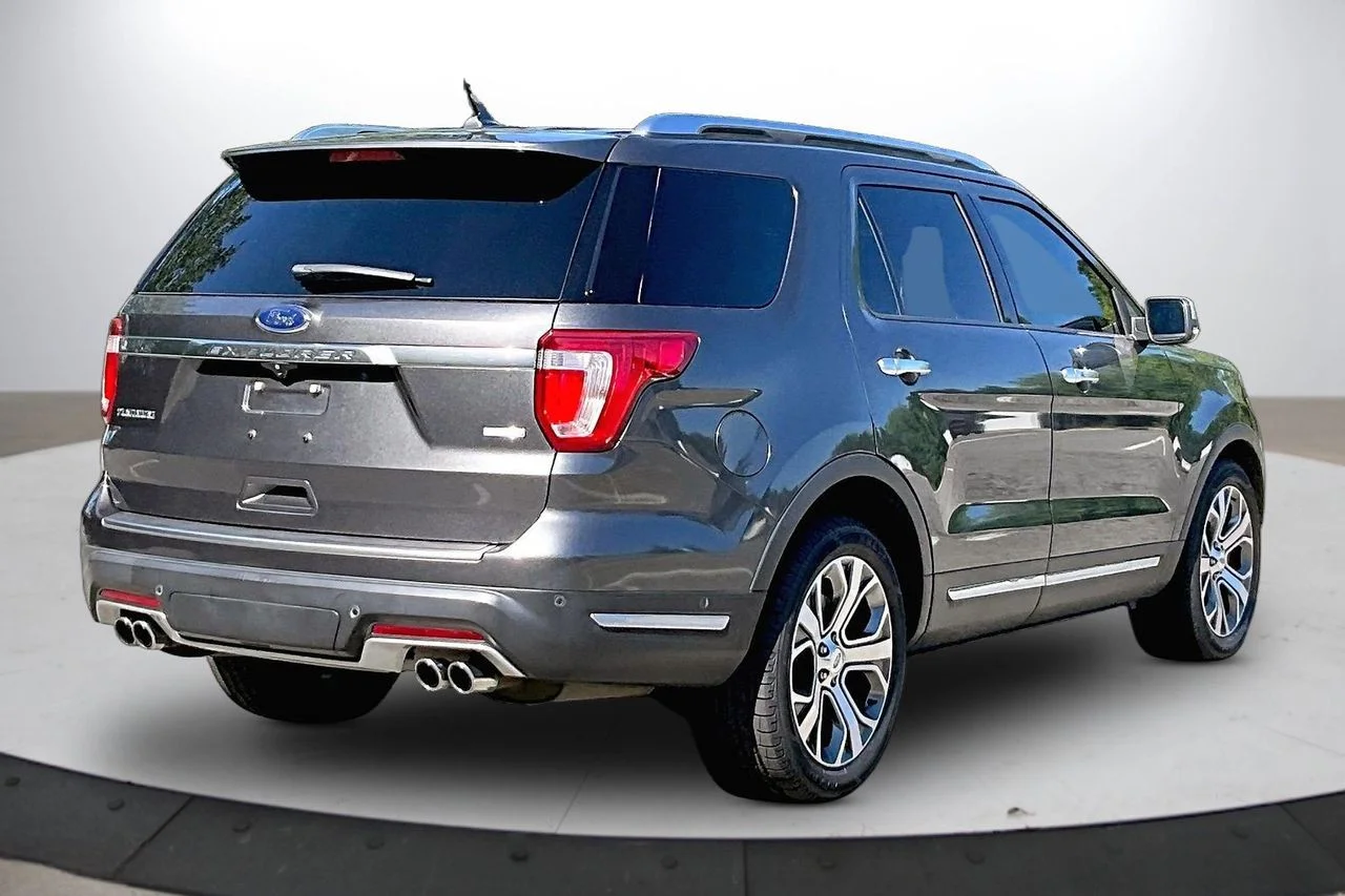 Certified Used 2018 Gray Ford Platinum image 9