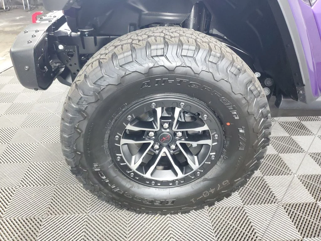 New 2026 Reign Exterior Paint Jeep Rubicon X image 11