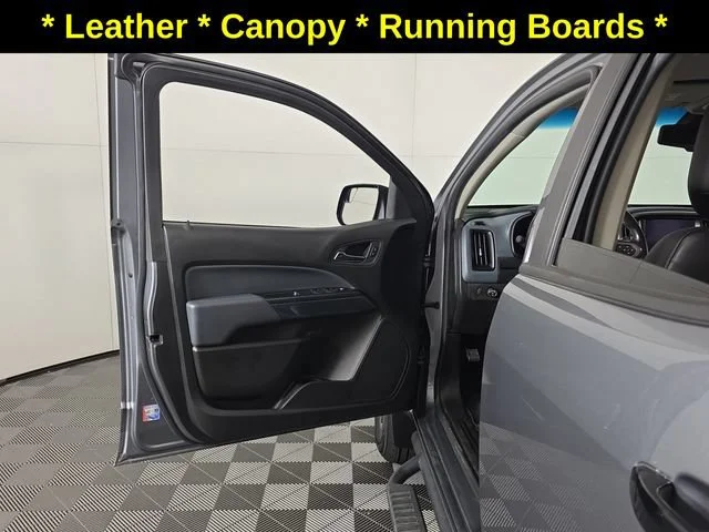 Used 2022 Satin Steel Metallic Chevrolet Z71 image 25