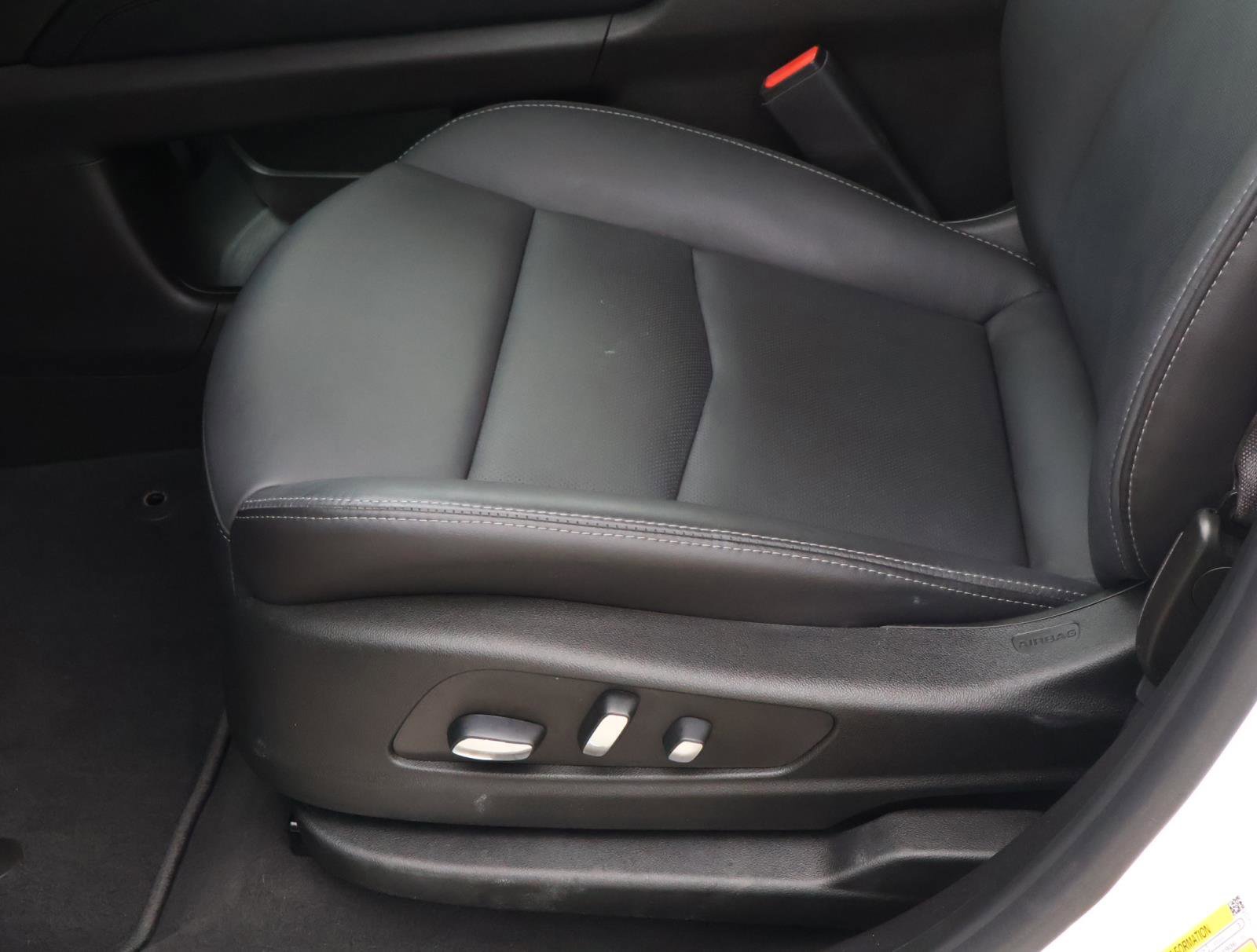2024 Cadillac XT5 Premium Luxury - Photo 17