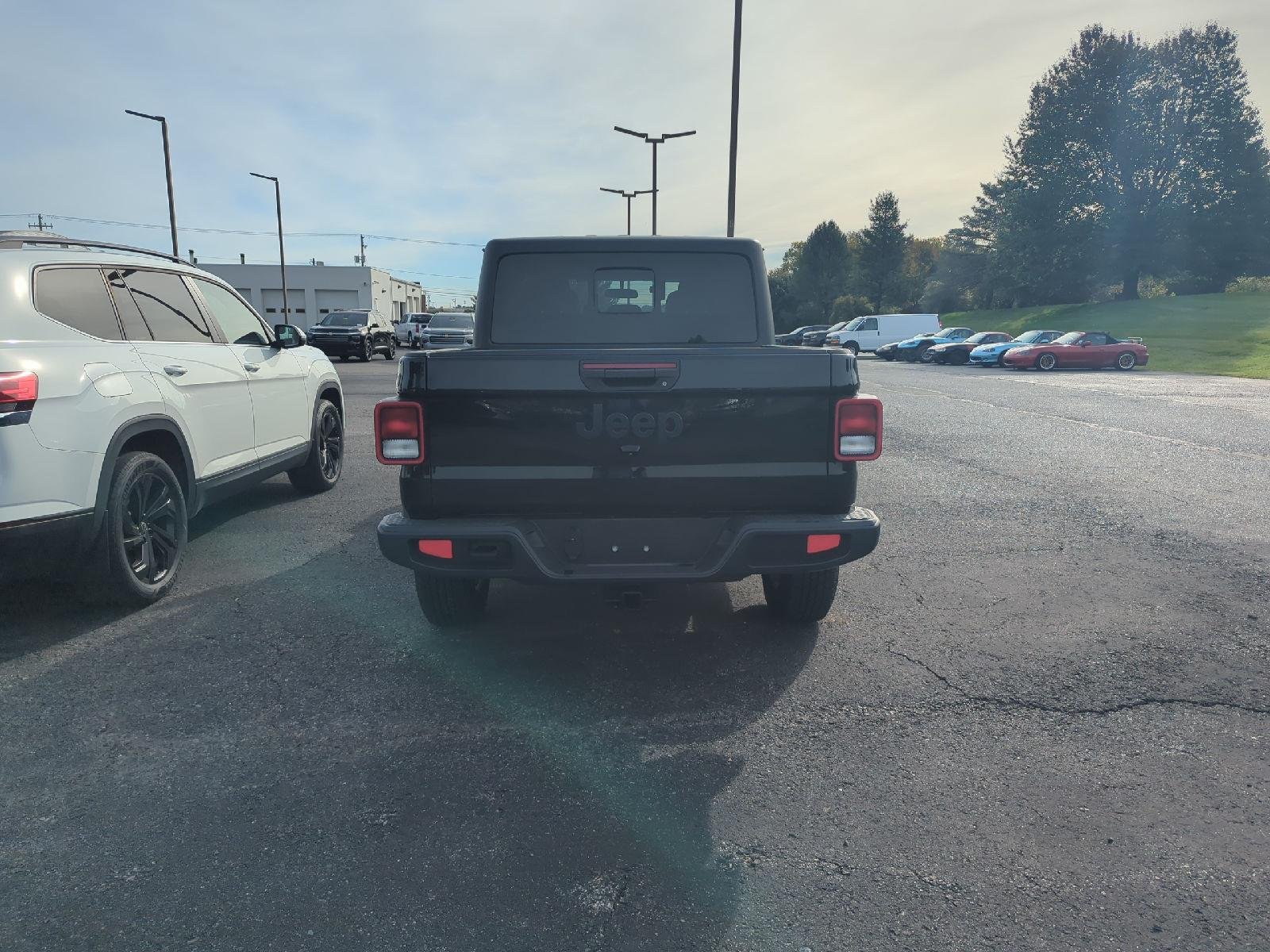 Used 2023 Black Clearcoat Jeep Sport S image 6