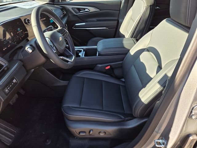 2027 Chevrolet Traverse LT - Photo 6