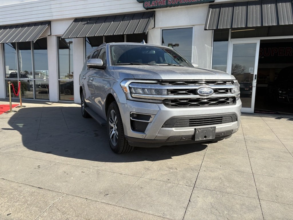 2024 Ford Expedition MAX Limited photo 3