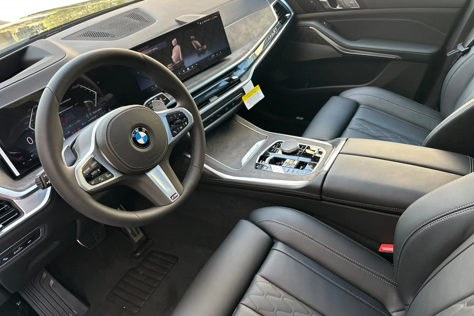 New 2027 Dravit Grey Metallic BMW xDrive40i image 9