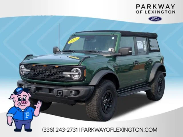 Used 2022 Green Ford Badlands image 1