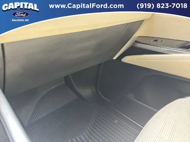 Used 2026 Green Cadillac Sport image 28
