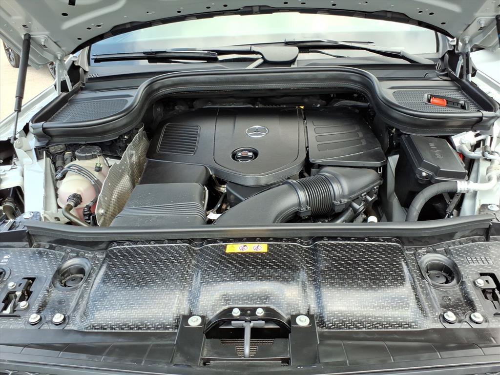 Used 2025 Gray Mercedes-Benz GLE 450e image 10