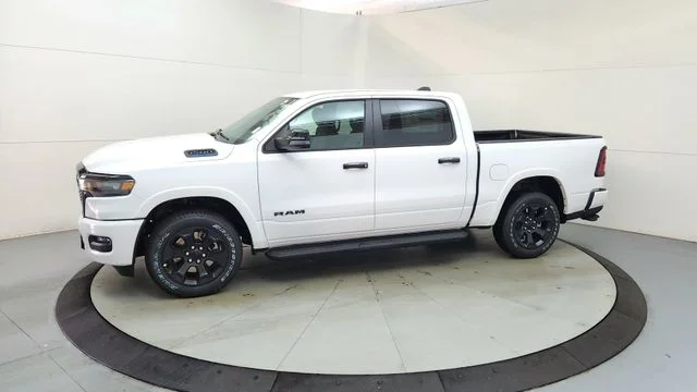 New 2026 Bright White Clear-Coat Exterior Paint RAM Big Horn/Lone Star image 5