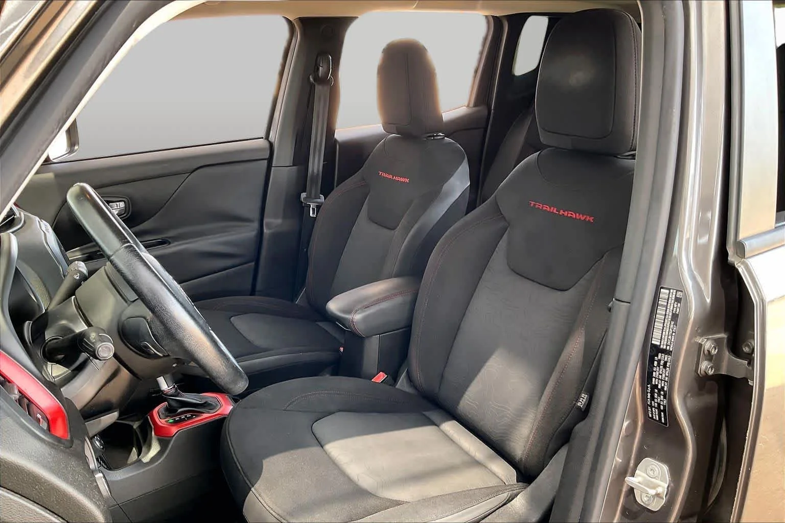Used 2016 Granite Crystal Metallic Clearcoat Jeep Trailhawk image 9
