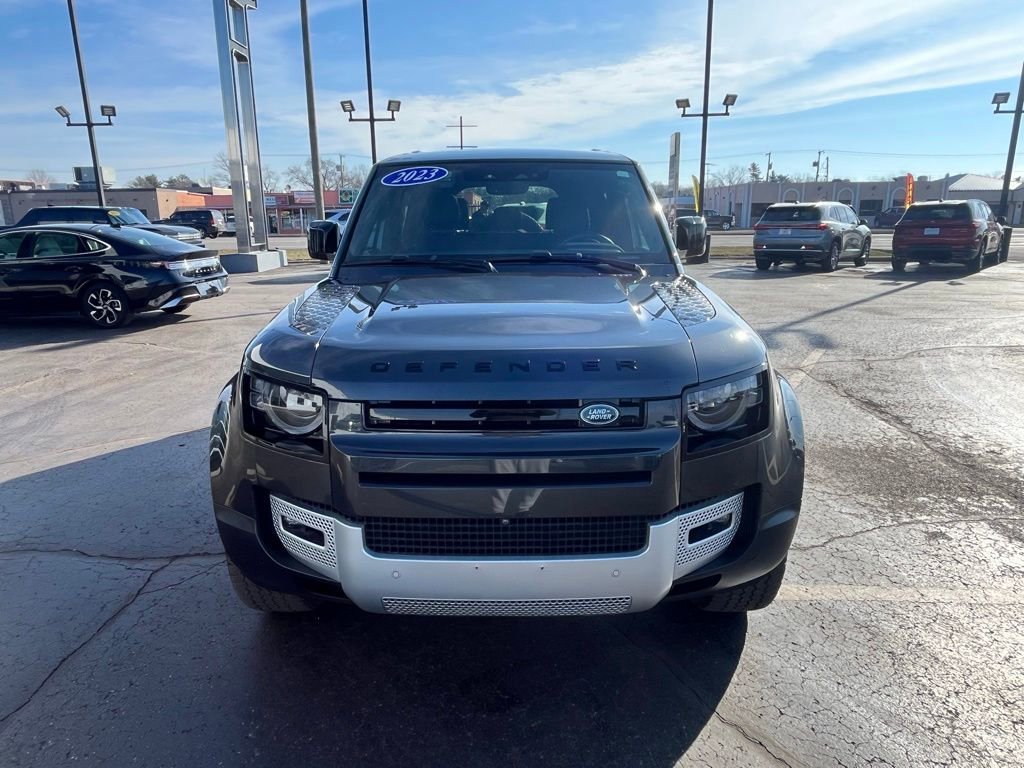 2023 Land Rover Defender SE - Photo 8
