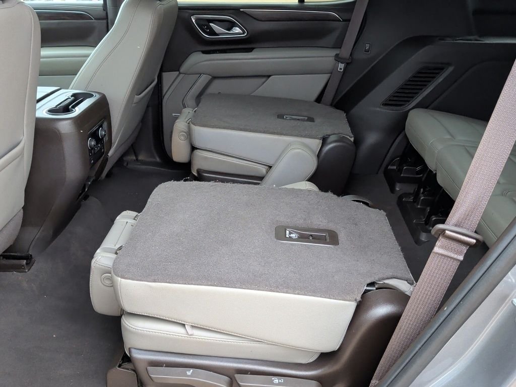 Used 2022 Gray Chevrolet LT image 39