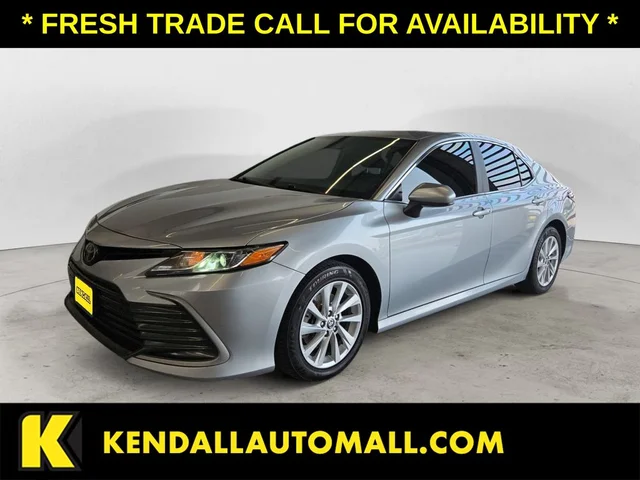 2022 Toyota Camry LE