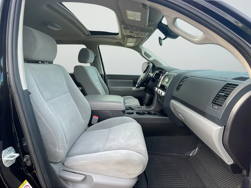 Used 2022 Black Toyota SR5 image 15