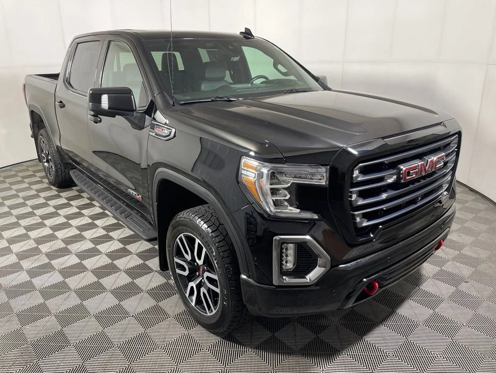 2021 GMC Sierra AT4 4WD Crew Cab Short Box's photo