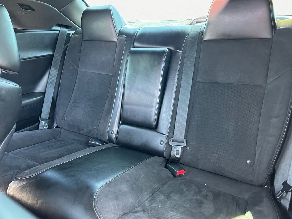 Used 2018 Purple Dodge R/T image 9
