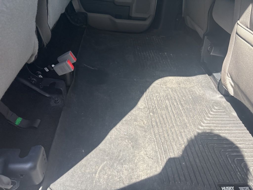 Used 2018 Silver Ford XLT image 33